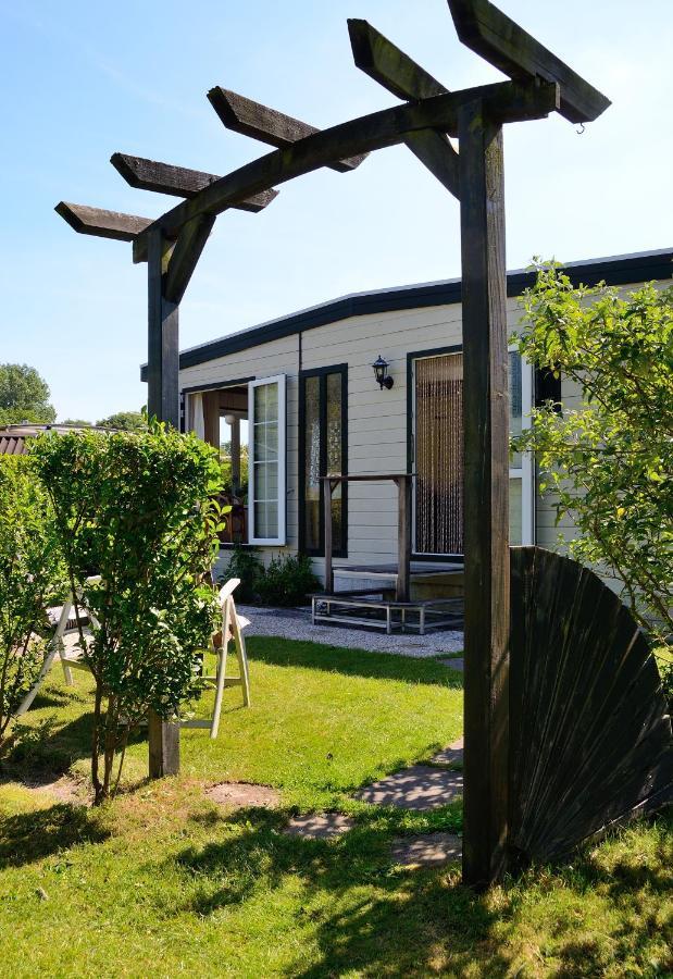 Chalet Ketjil Oostvoorne Exteriör bild